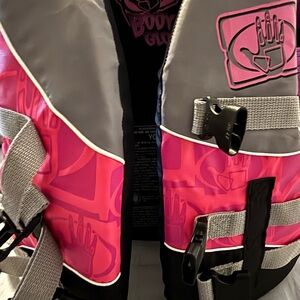 Body Glove Youth Life Vest in Black and Gray